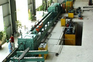 LG150-H冷軋管機(兩輥周期式中速冷軋管機) LG150-H冷軋管機(兩輥周期式中速冷軋管機)